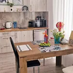 Hollywood Apartament Piotrkowska Klimat,Jakość,Styl